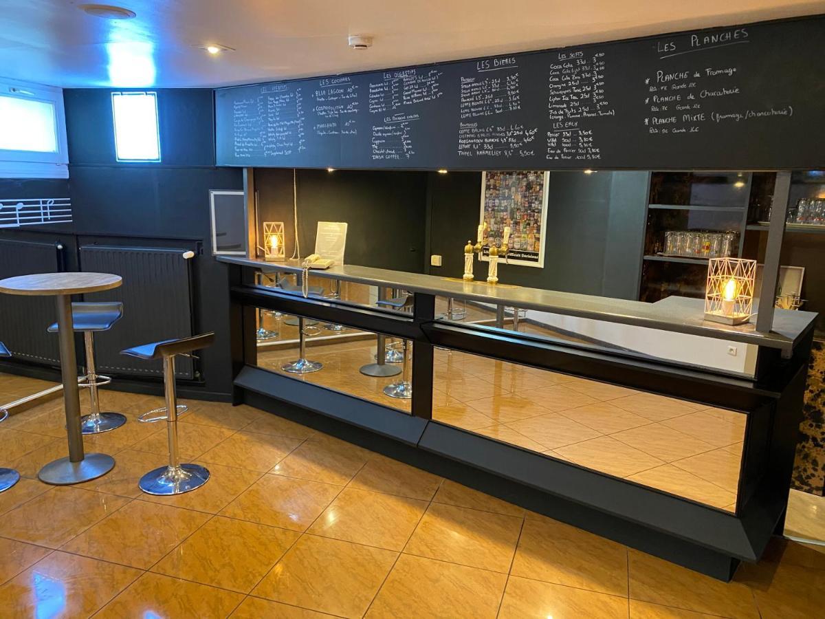 Logis Hotel Restaurant Des Acacias Lille Neuville En Ferrain نيوفيل-ان-فيرا المظهر الخارجي الصورة