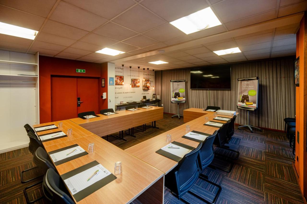 Logis Hotel Restaurant Des Acacias Lille Neuville En Ferrain نيوفيل-ان-فيرا المظهر الخارجي الصورة