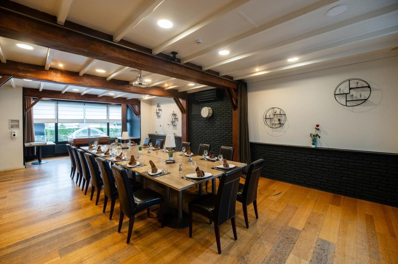 Logis Hotel Restaurant Des Acacias Lille Neuville En Ferrain نيوفيل-ان-فيرا المظهر الخارجي الصورة